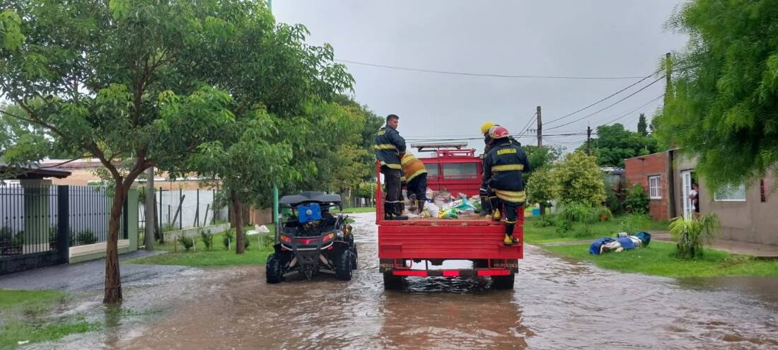 bomberos ayuda