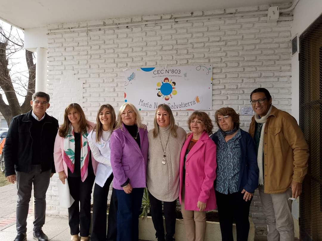 El CEC 803 lleva el nombre de "María Noel Salvatierra"