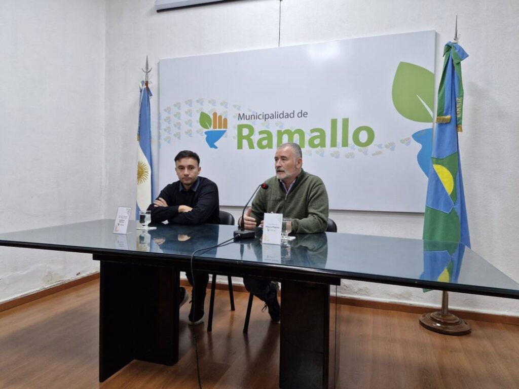 El Intendente Mauro Poletti encabezó el lanzamiento del curso.