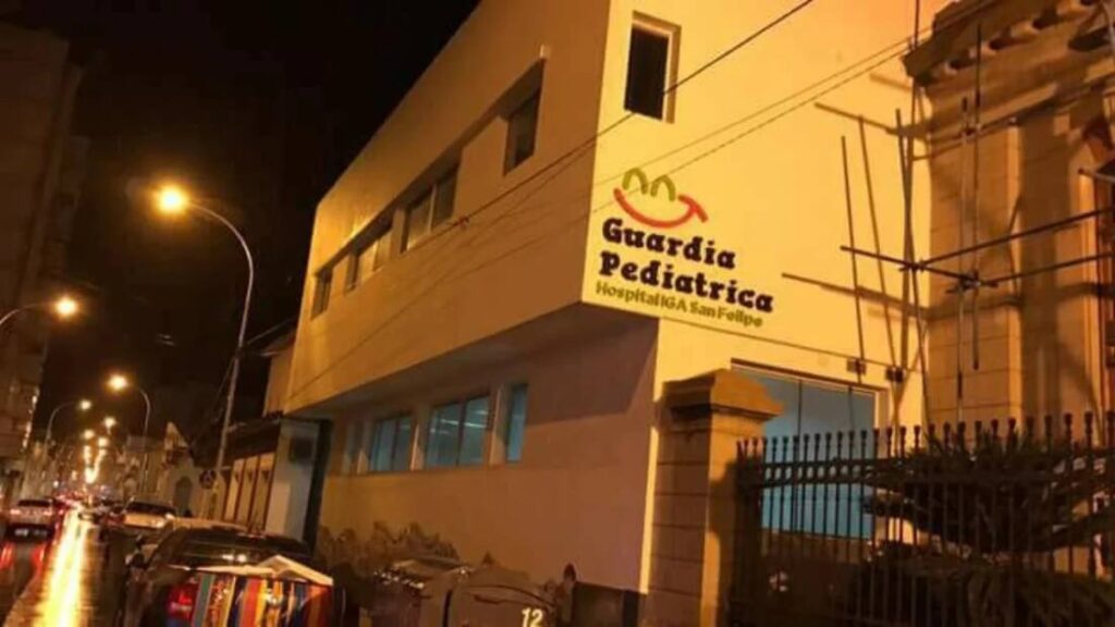 El niño ingresó a la Guardia del Hospital San Felipe, donde falleció.