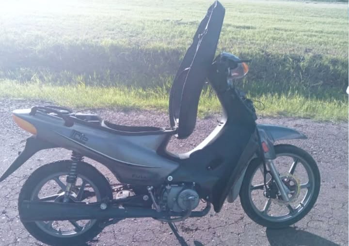 ROBO MOTO MENORES