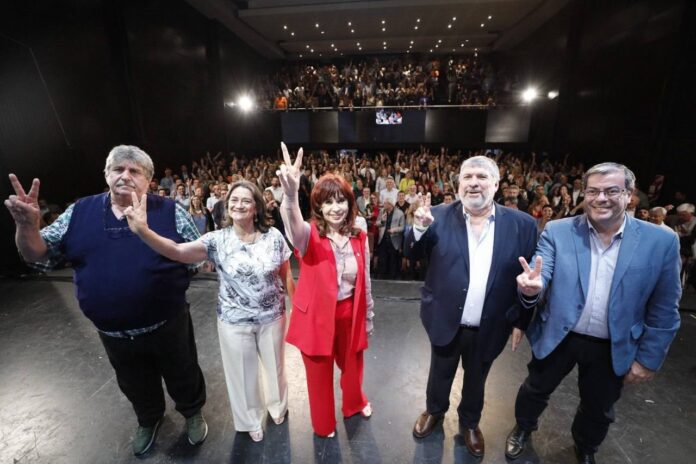 Cristina-saludo-696x464